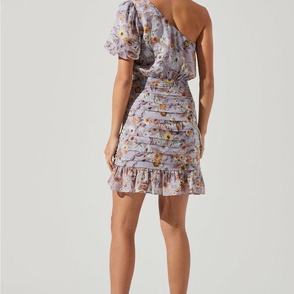 Aster One Sleeve Tulip Top Skirt Floral Mini Dress Size Small - Picture 5 of 13